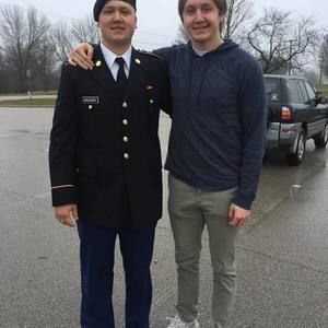 Meet your Posher, Brett